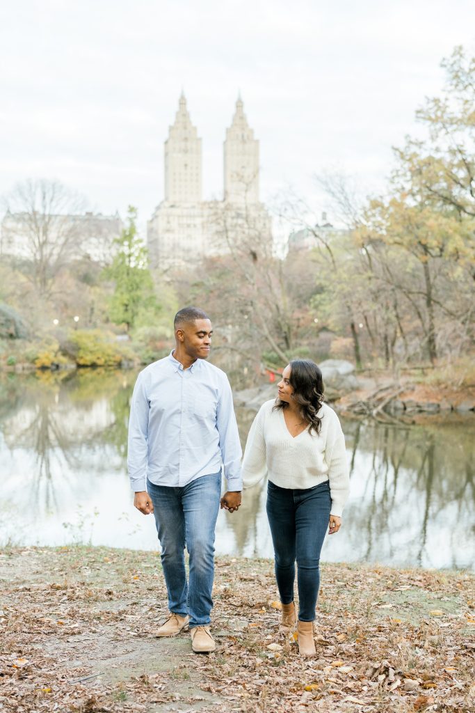 NYC wedding photographer, NYC engagement session in Central Park and the New York Public Library