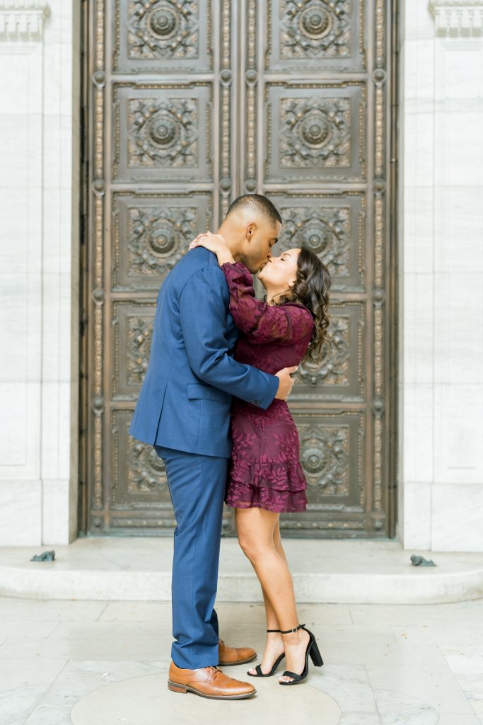 NYC wedding photographer, NYC engagement session in Central Park and the New York Public Library