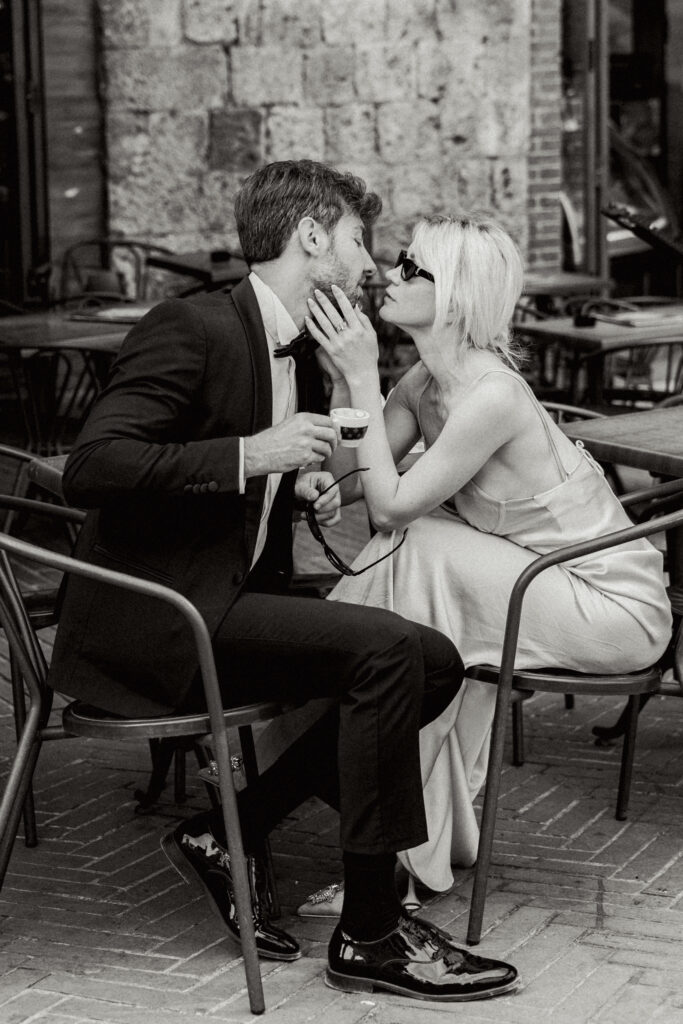 San Gimignano engagement session, italy wedding photographer, tuscany engagement session