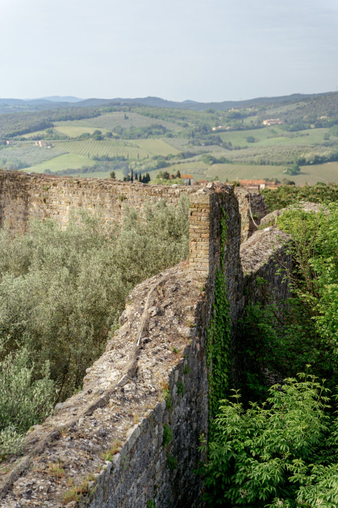 San Gimignano engagement session, italy wedding photographer, tuscany engagement session