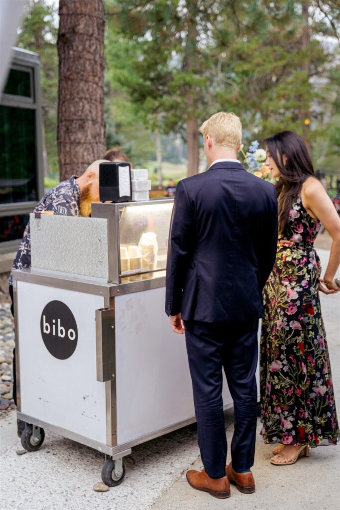 Everline Resort wedding, Everline Resort & Spa Lake Tahoe wedding, Everline Resort wedding photographer, Lake Tahoe wedding photographer, Lake Tahoe destination wedding, Hyatt Everline wedding, Lake Tahoe mountain wedding