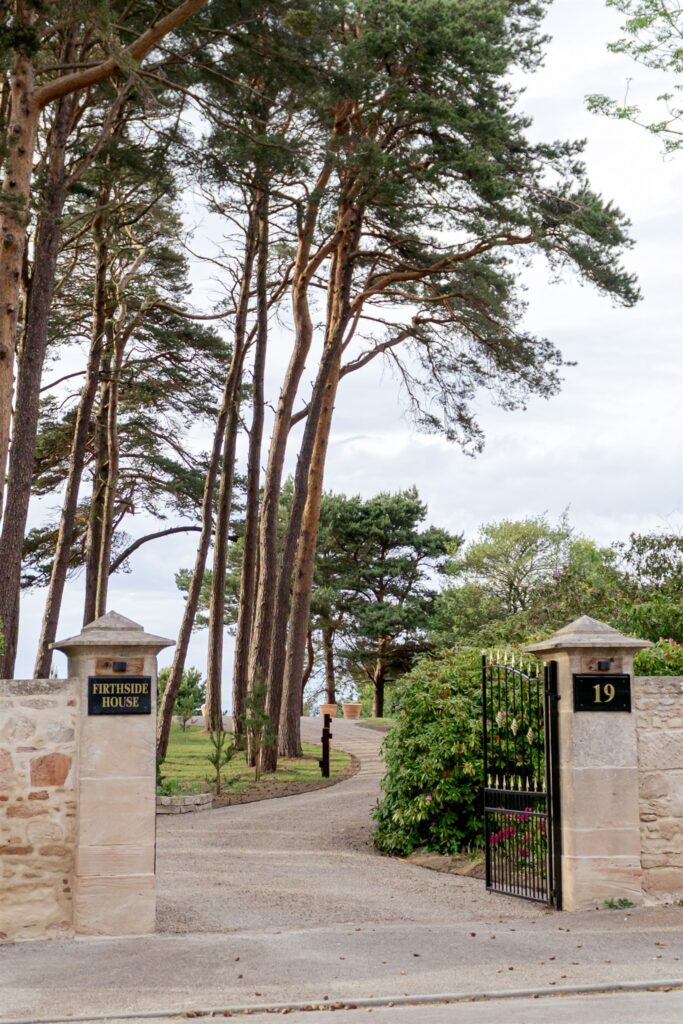 retreat photographer. luxury retreat photographer. women’s retreat photographer. retreat photography. Scotland retreat photography. Scottish Highlands retreat. women’s luxury retreat. brand retreat photographer. Scotland wedding photographer. Scottish Highlands wedding photographer.