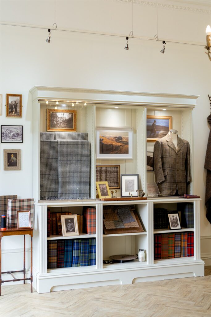 retreat photographer. luxury retreat photographer. women’s retreat photographer. retreat photography. Scotland retreat photography. Scottish Highlands retreat. women’s luxury retreat. brand retreat photographer. Scotland wedding photographer. Scottish Highlands wedding photographer.