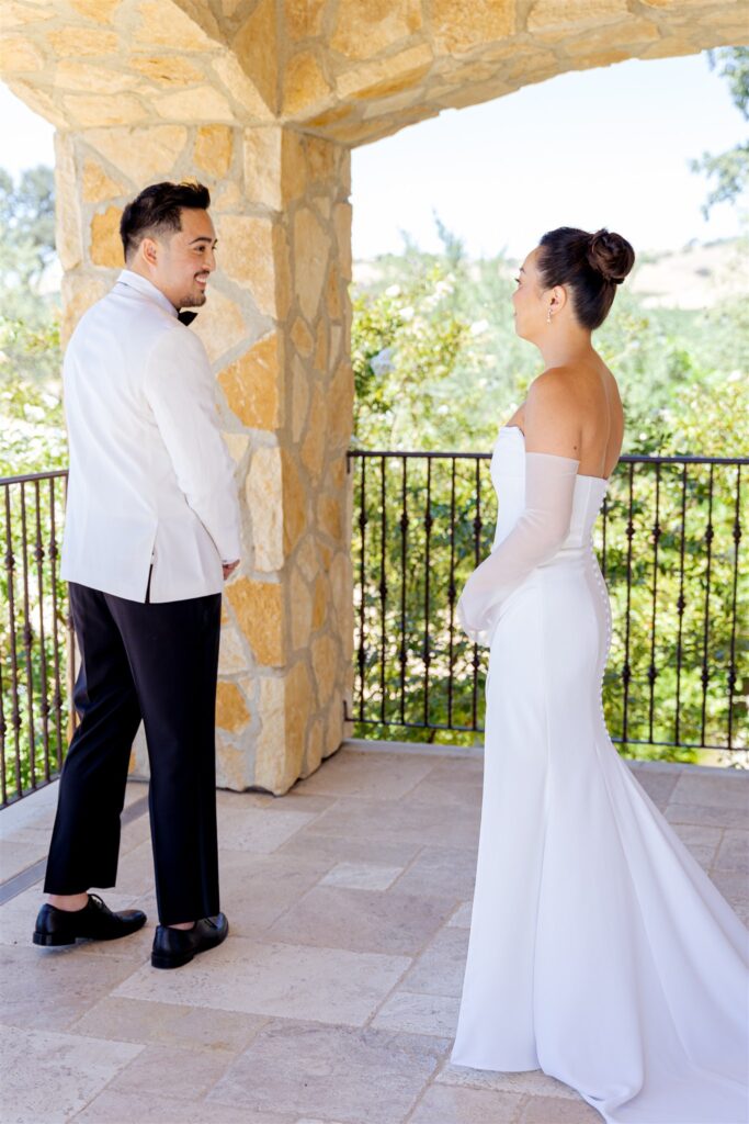 Paso Robles wedding photographer. Rava Winery wedding photographer. Rava Winery wedding. Paso Robles winery wedding. San Luis Obispo wedding photographer. Vineyard wedding in Paso Robles.