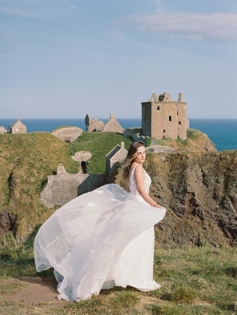 Scotland wedding photographer. Dunnottar Castle wedding. Edinburgh wedding photographer. destination wedding photographer.
