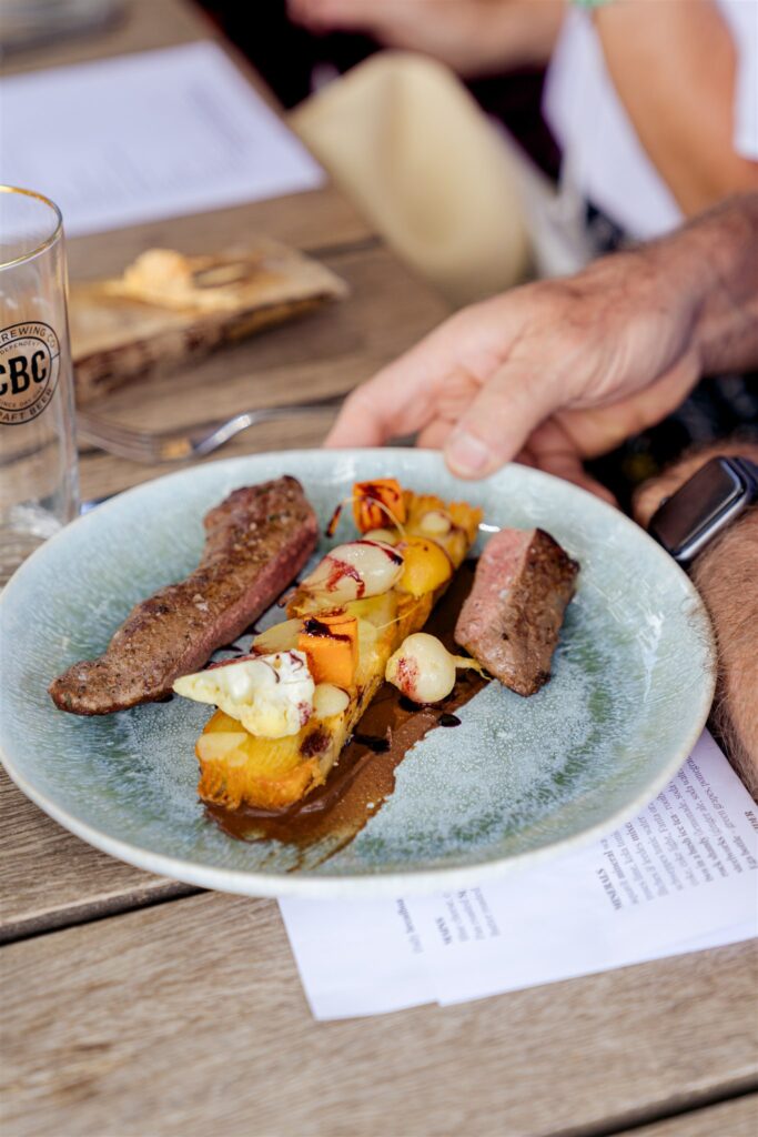 Cape Town destination wedding photographer at Chapman’s Peak. South Africa destination wedding photography in the Cape Winelands. Cape Town wedding weekend for international couples. Cape town wedding photographer.