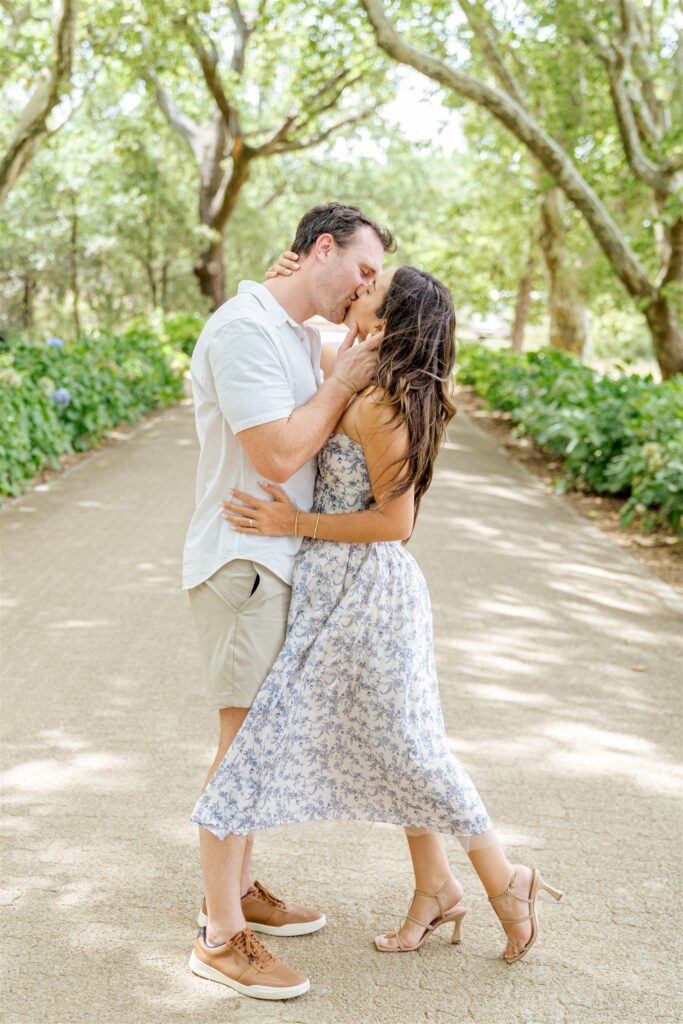 Cape Town destination wedding photographer at Chapman’s Peak. South Africa destination wedding photography in the Cape Winelands. Cape Town wedding weekend for international couples. Cape town wedding photographer.