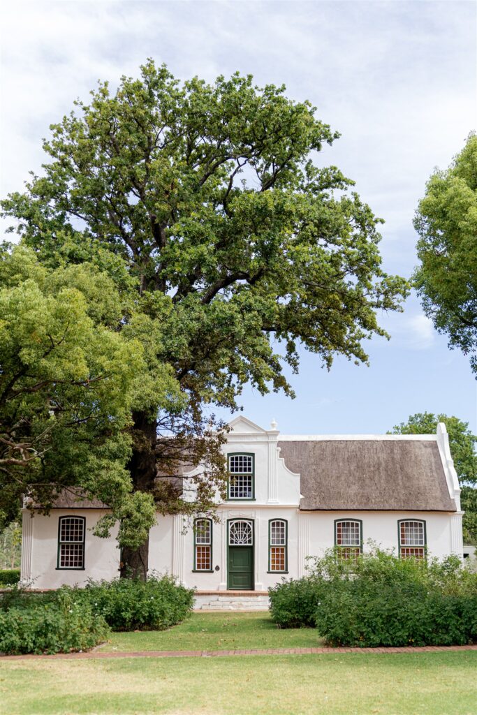 Cape Town destination wedding photographer at Chapman’s Peak. South Africa destination wedding photography in the Cape Winelands. Cape Town wedding weekend for international couples. Cape town wedding photographer.
