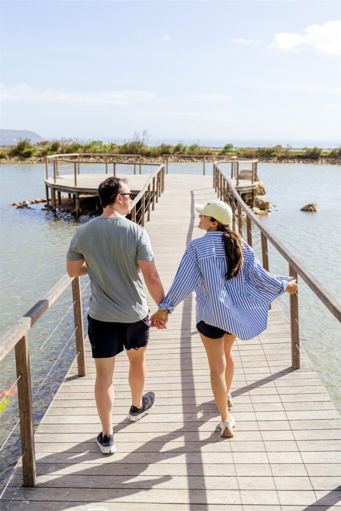 Cape Town destination wedding photographer at Chapman’s Peak. South Africa destination wedding photography in the Cape Winelands. Cape Town wedding weekend for international couples. Cape town wedding photographer.