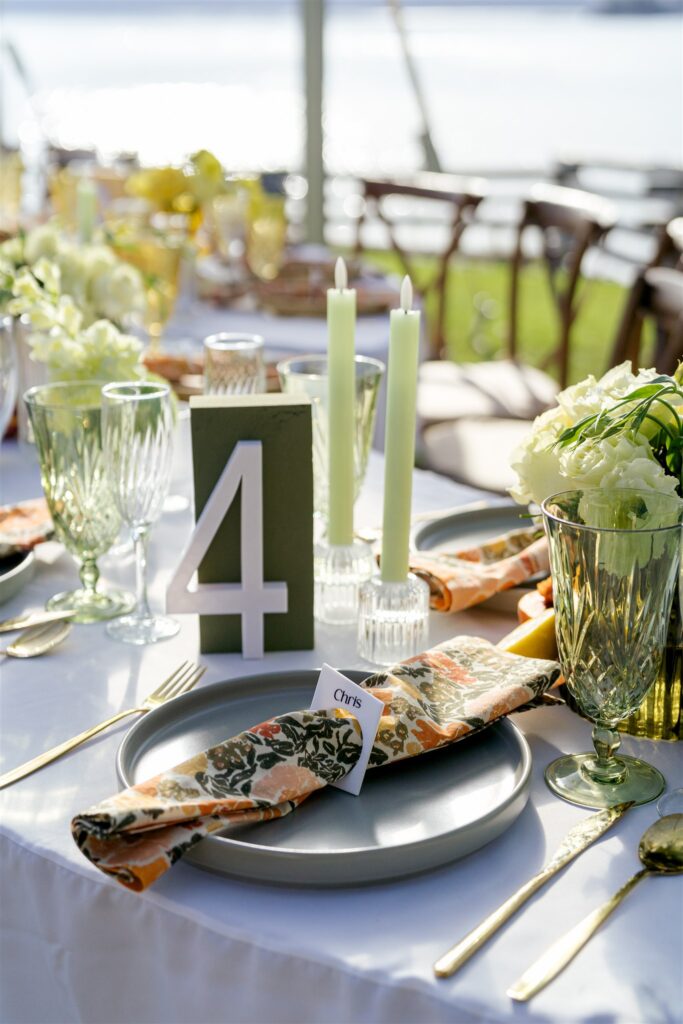 La Connor wedding. La Connor Washington wedding photographer. Seattle wedding photographer.