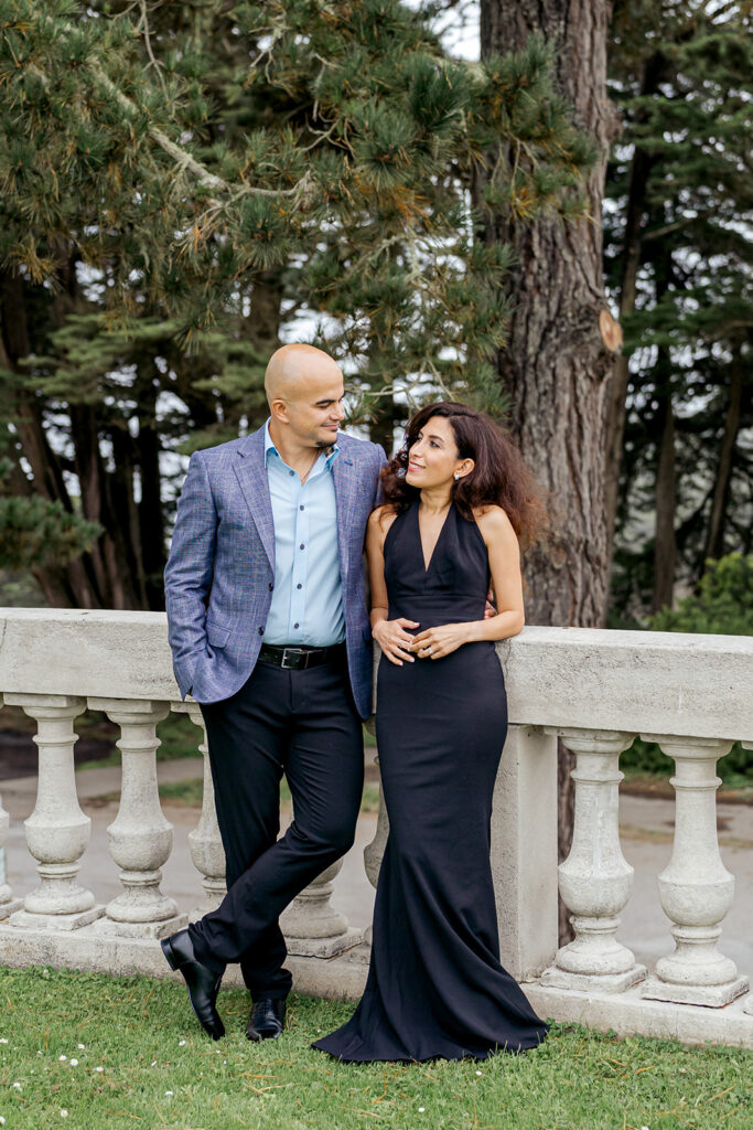 Legion of Honor engagement session photographer. San Francisco engagement photographer. San Francisco engagement photos. Legion of Honor San Francisco.