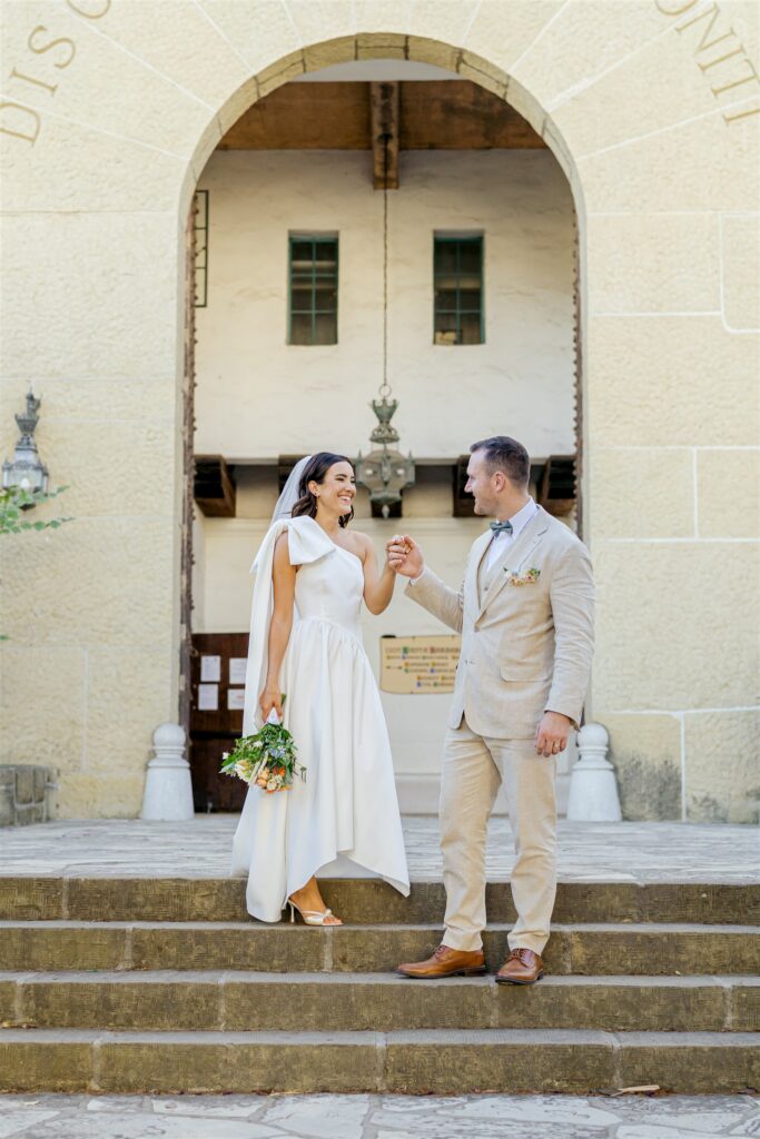 Santa Barbara wedding photographer. Santa Barbara Courthouse wedding. Santa Barbara Courthouse elopement. Santa Barbara wedding. courthouse wedding Santa Barbara. San Luis Obispo wedding photographer. 