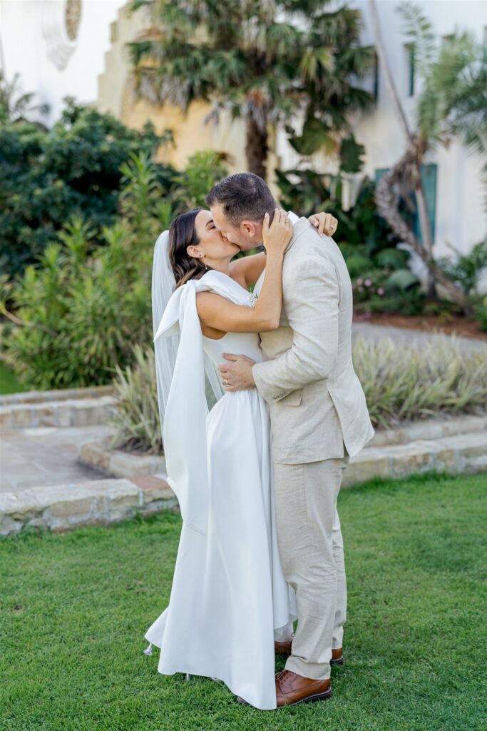 Santa Barbara wedding photographer. Santa Barbara Courthouse wedding. Santa Barbara Courthouse elopement. Santa Barbara wedding. courthouse wedding Santa Barbara. San Luis Obispo wedding photographer. 